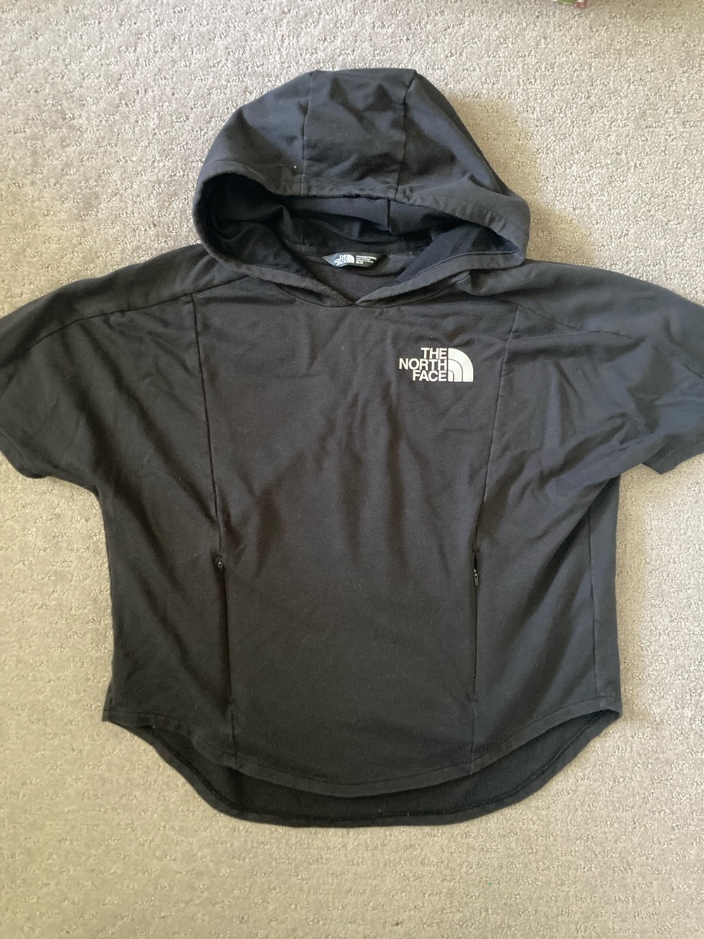 TNF black short-sleeve hooded athletic sweatshirt, Medium.